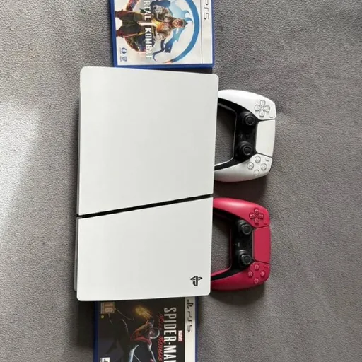 PlayStation 5 Slim, два геймпада, игры