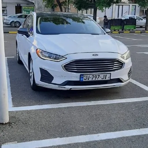 Ford Fusion Hybrid SE 2019