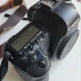Canon 5D Mark II 1