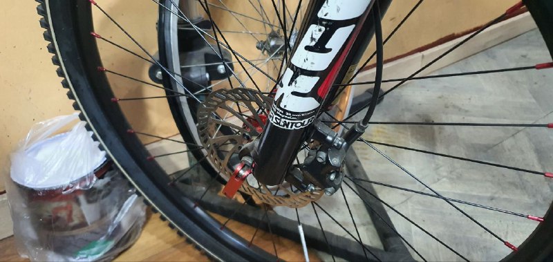 Велосипед KHS с гидравлическими тормозами Shimano 2