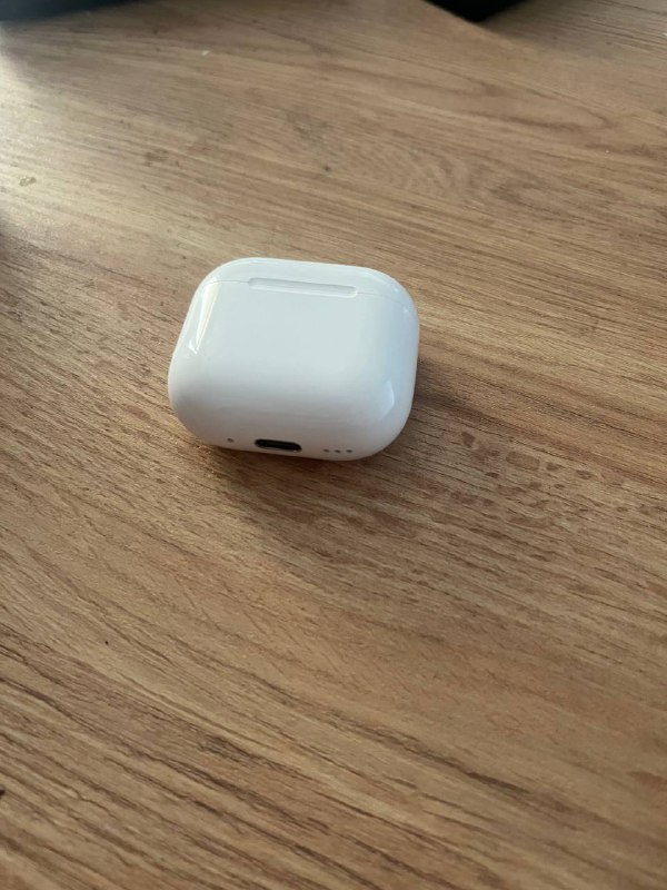 AirPods 4 с ANC наушники