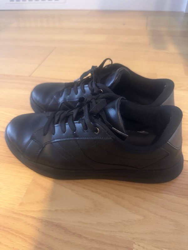 Мужская обувь кроссовки 2