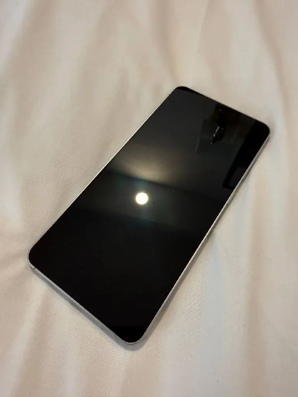 Samsung Galaxy S25 Edge 256GB 1