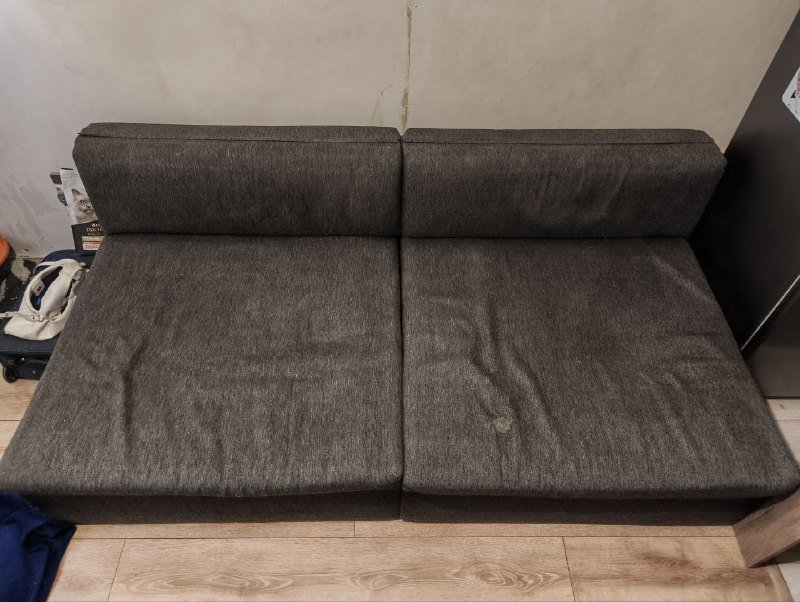 Серый диван из двух частей