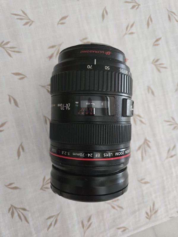 Беззеркальная камера Canon EOS R, объектив Canon EF 24-70mm f/2.8L USM 3