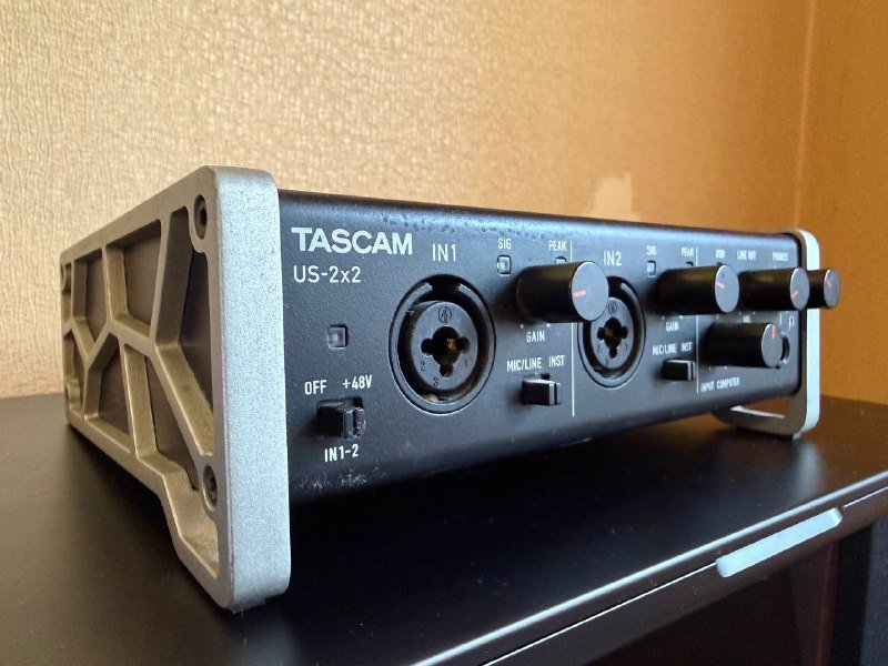 Звуковая карта Tascam us 2x2 6