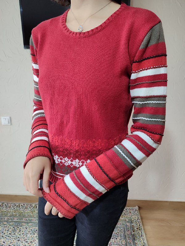 Полосатый свитер