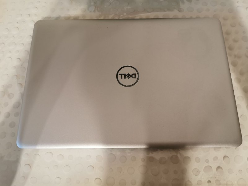 Ноутбук DELL Inspiron 15 5584