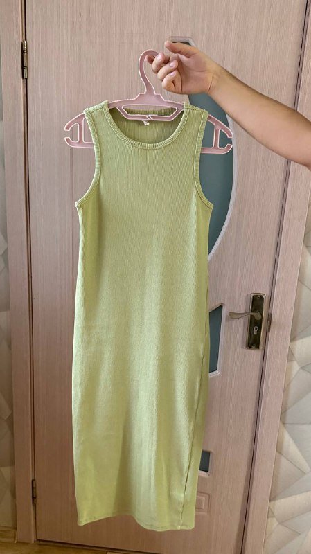 платье-комбинация, платье на пуговицах, бежевый сарафан, салатовый сарафан, брюки, белая рубашка, лосины, сумка Byckovski 4