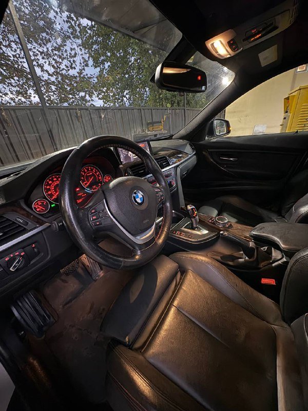 BMW 328 I 2015 года 6