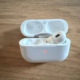 AirPods Pro 3 4