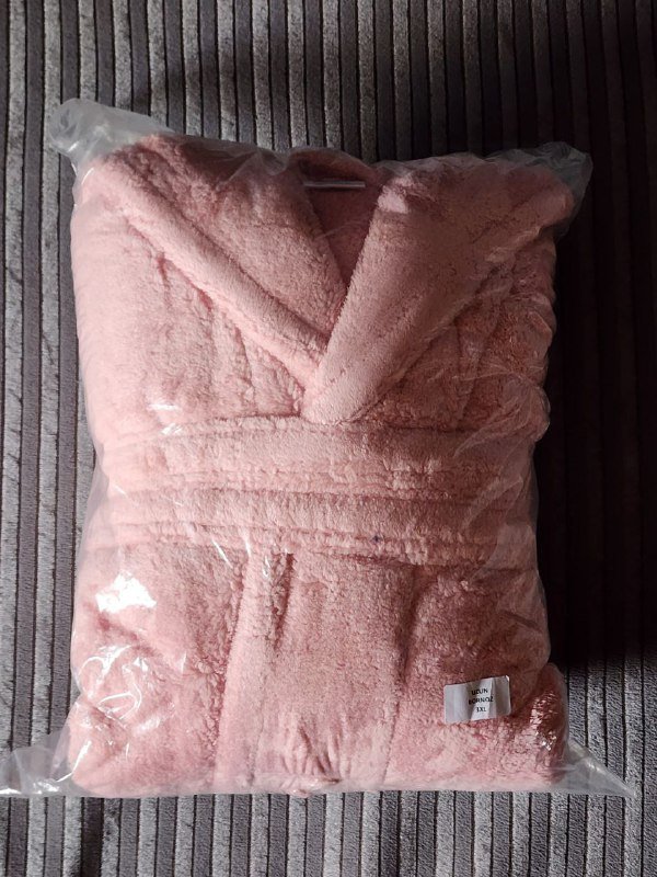 Комплекты постельного белья, халат, плед, скатерть 3