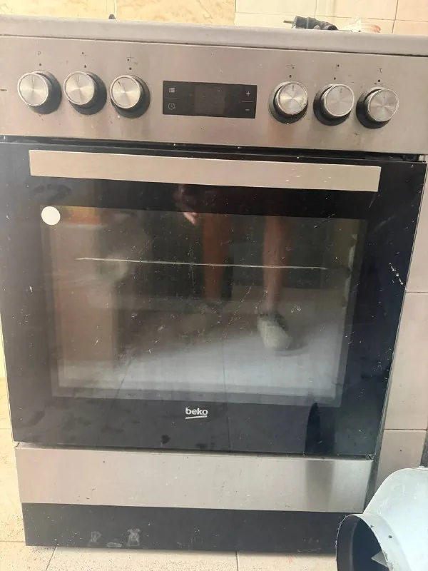 Газовая плита Beko с духовым шкафом