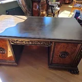 Антикварный шкаф-витрина, письменный стол 4