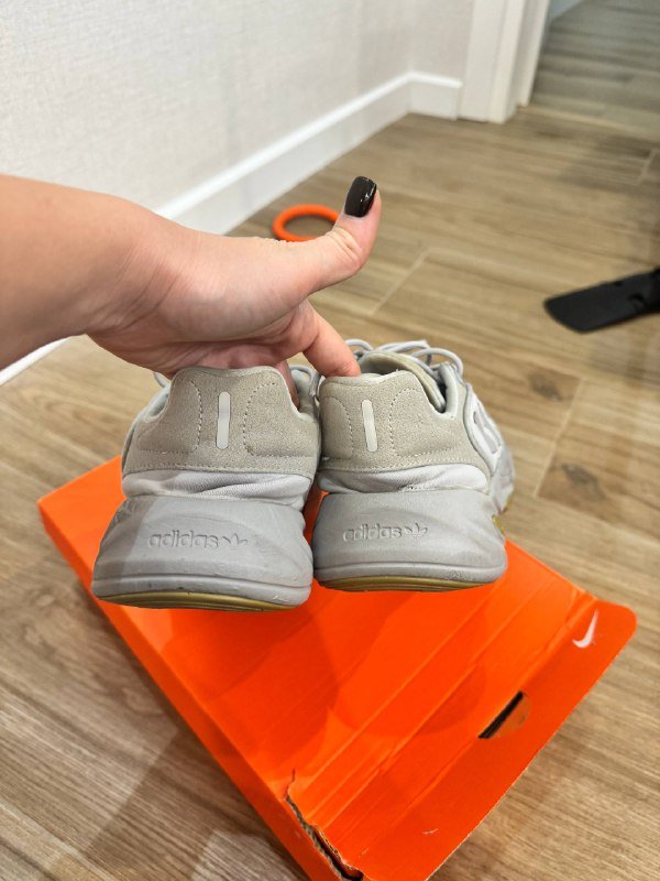 Adidas Ozеlia кроссовки 2