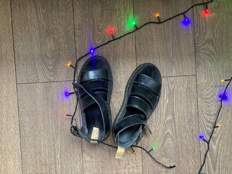 Vans Old school, сандалии, балетки, ботинки Dr. Martens, сандалии Dr. Martens 5