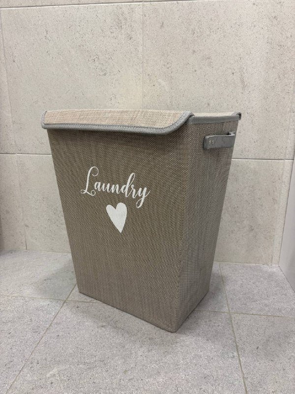 Вместительная корзина для белья 2