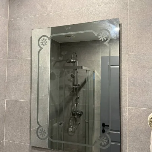 Зеркало с подсветкой