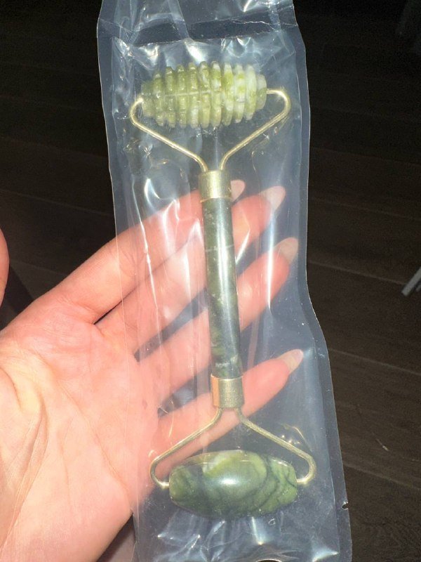 Нефритовый массажер для лица