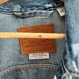 Мужская джинсовка Levi's 2
