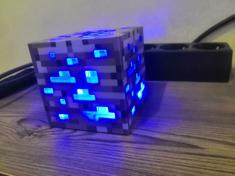 Светильник ночник Майнкрафт блок алмазной руды 3