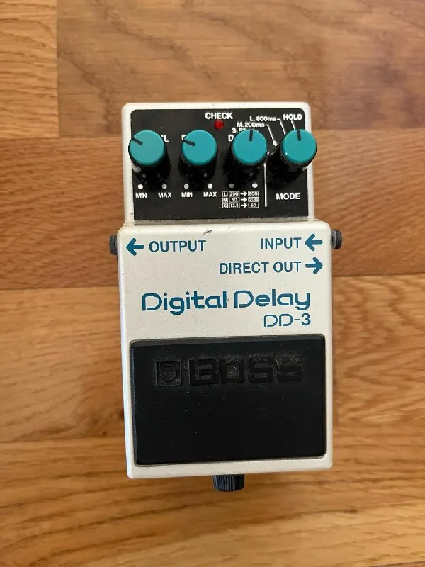 Boss DD-3, Fulltone OCD, Pedaltrain Classic 1 1