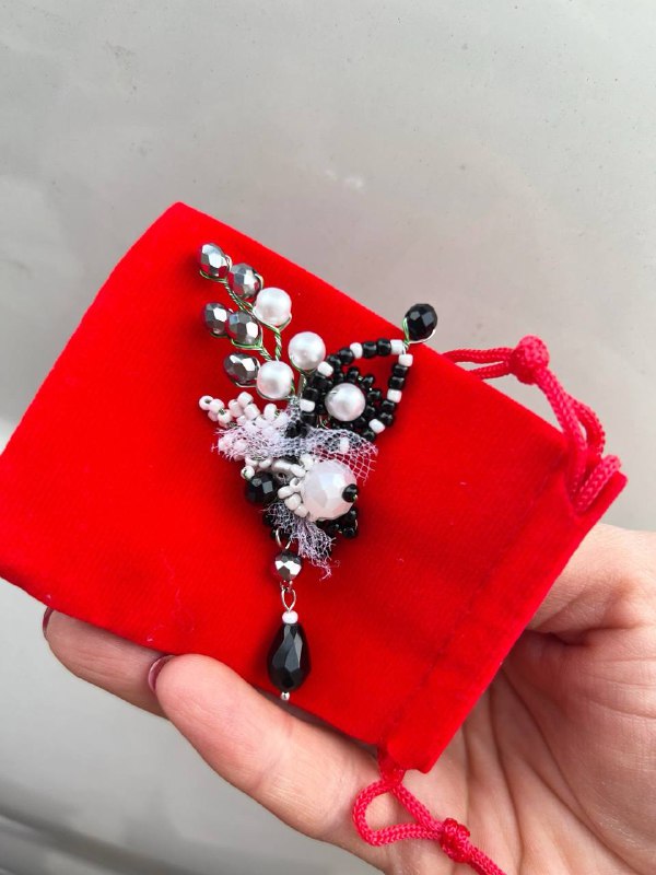 Броши, гребень для волос 3