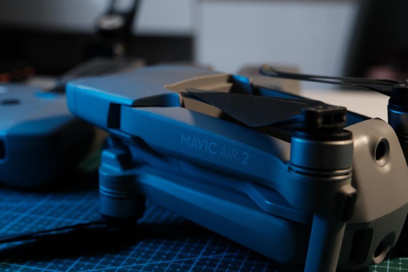 Дрон квадрокоптер DJI Air 2 fly more combo