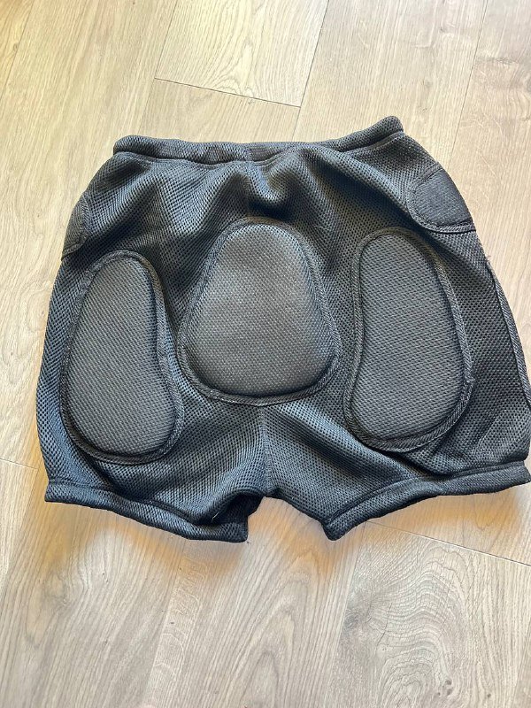 Защита для лыжников и сноубордистов размер 52 L/XL 2