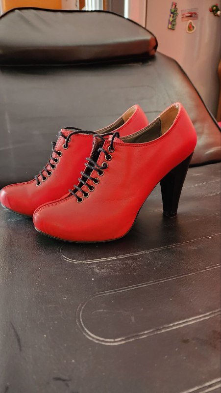 Мужской жакет, туфли красные и белые 2