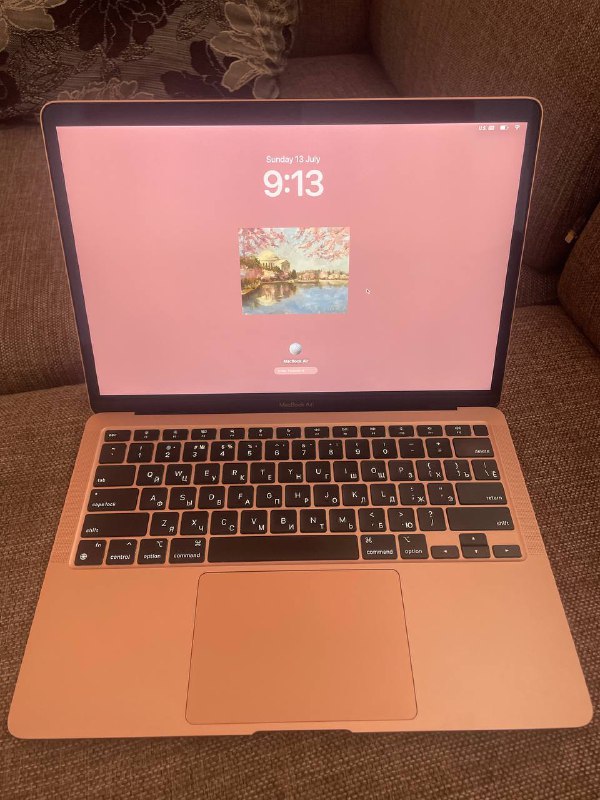 MacBook Air M1, 2020, 8 GB RAM 4
