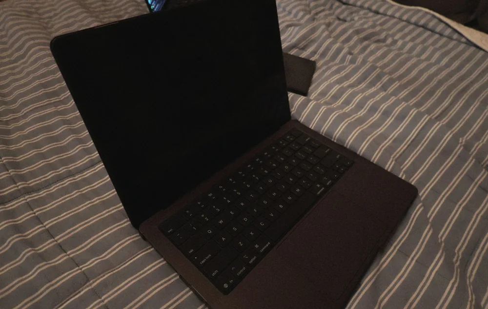 MacBook Pro M5