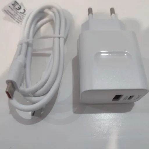 Зарядное устройство 40W с кабелем Type C