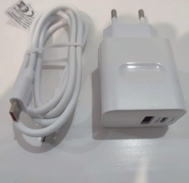 Зарядное устройство 40W с кабелем Type C