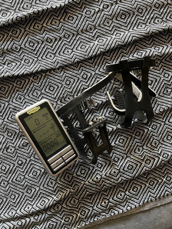 Велотренажёр Technogym Group Cycle Classic с пульсометром 2