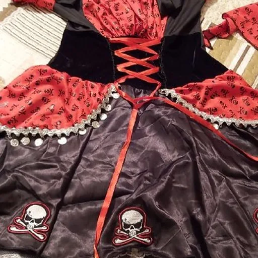 Halloween pirate costume, size S