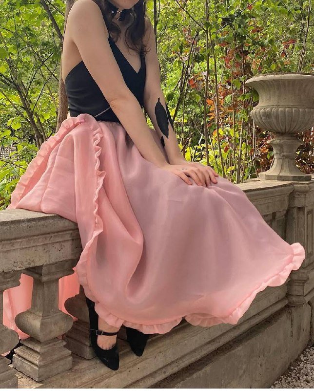 Розовая органза ткань