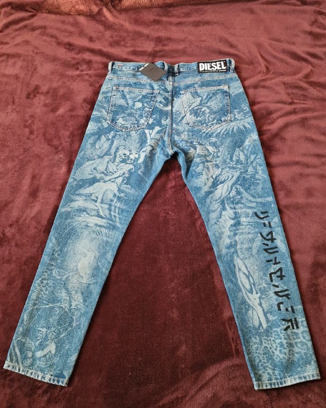 Мужские джинсы Diesel, бейсболка мужская Diesel, пляжные шорты Diesel 2