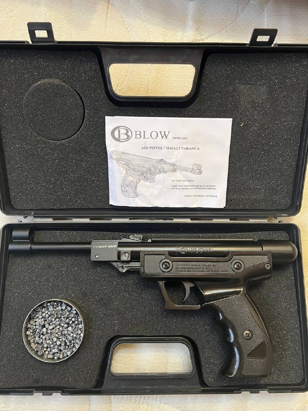 Пневматический пистолет Blow H01