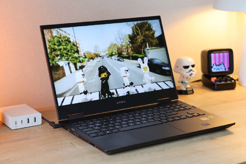 Игровой ноутбук HP OMEN 15-en1022ur