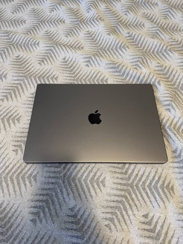 MacBook Pro M1 Pro 16 дюймов 16 Гб 1 ТБ SSD