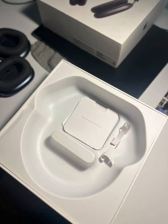 Airpods max gen 2 наушники с чехлом и проводом 3