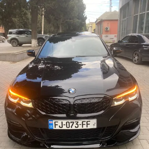 BMW 3 Series 330i
