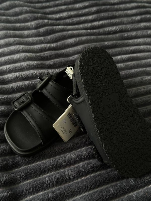 Детские сандали Zara, кроссовки Zara размер 26 2