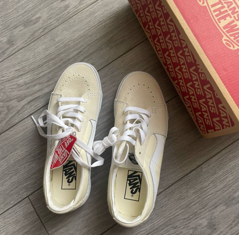 Оригинальные кроссовки Vans размер 38 новые 2