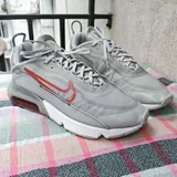 Мужские беговые кроссовки Nike Air Max 2090 1