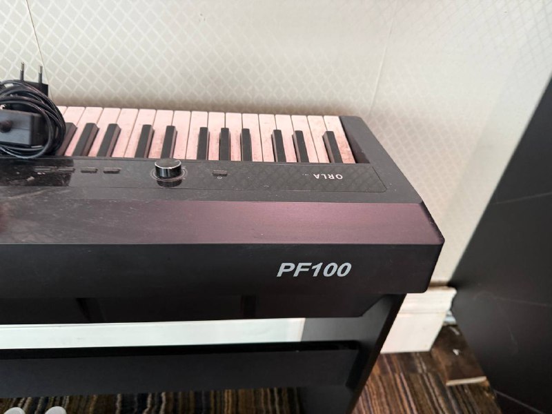 Микшерный пульт Behringer QX1832, Цифровое пианино ORLA PF100, Игровой стол Gaming Table Jusk, Комплект The box CL 106/112MKII Basis Bundle 8