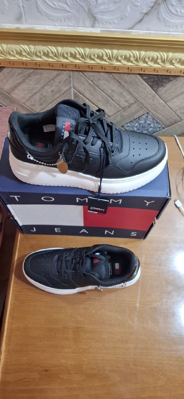 Женские ботинки Tommy Hilfiger размер 40 2