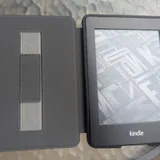 Amazon Kindle Paperwhite с чехлом 1