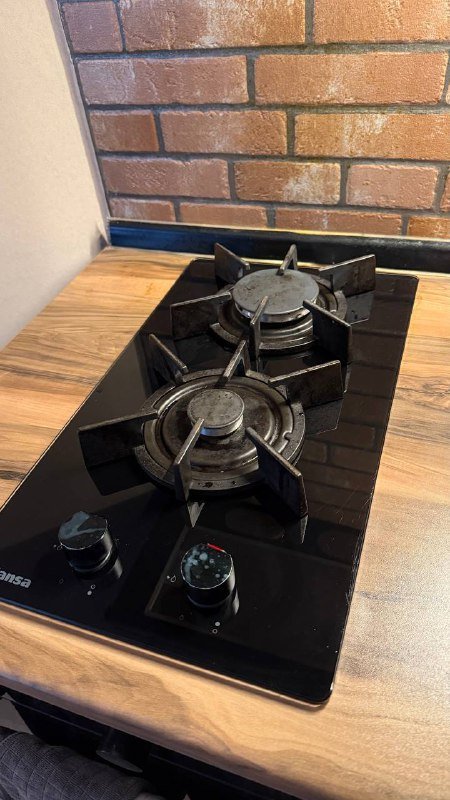 Рабочая газовая плита с электроподжигом